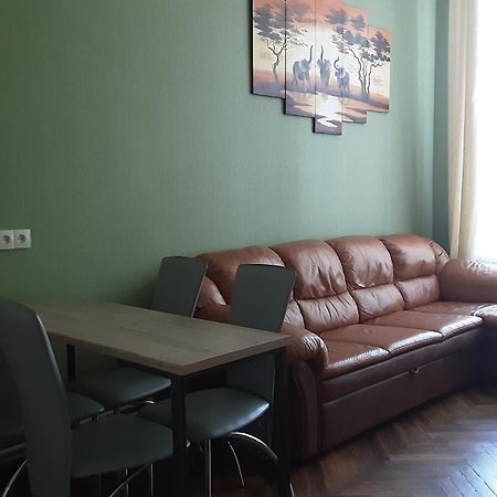 Apartment On Yevreis'Ka Street Odesa Exterior photo